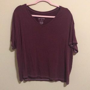 American Eagle V-neck